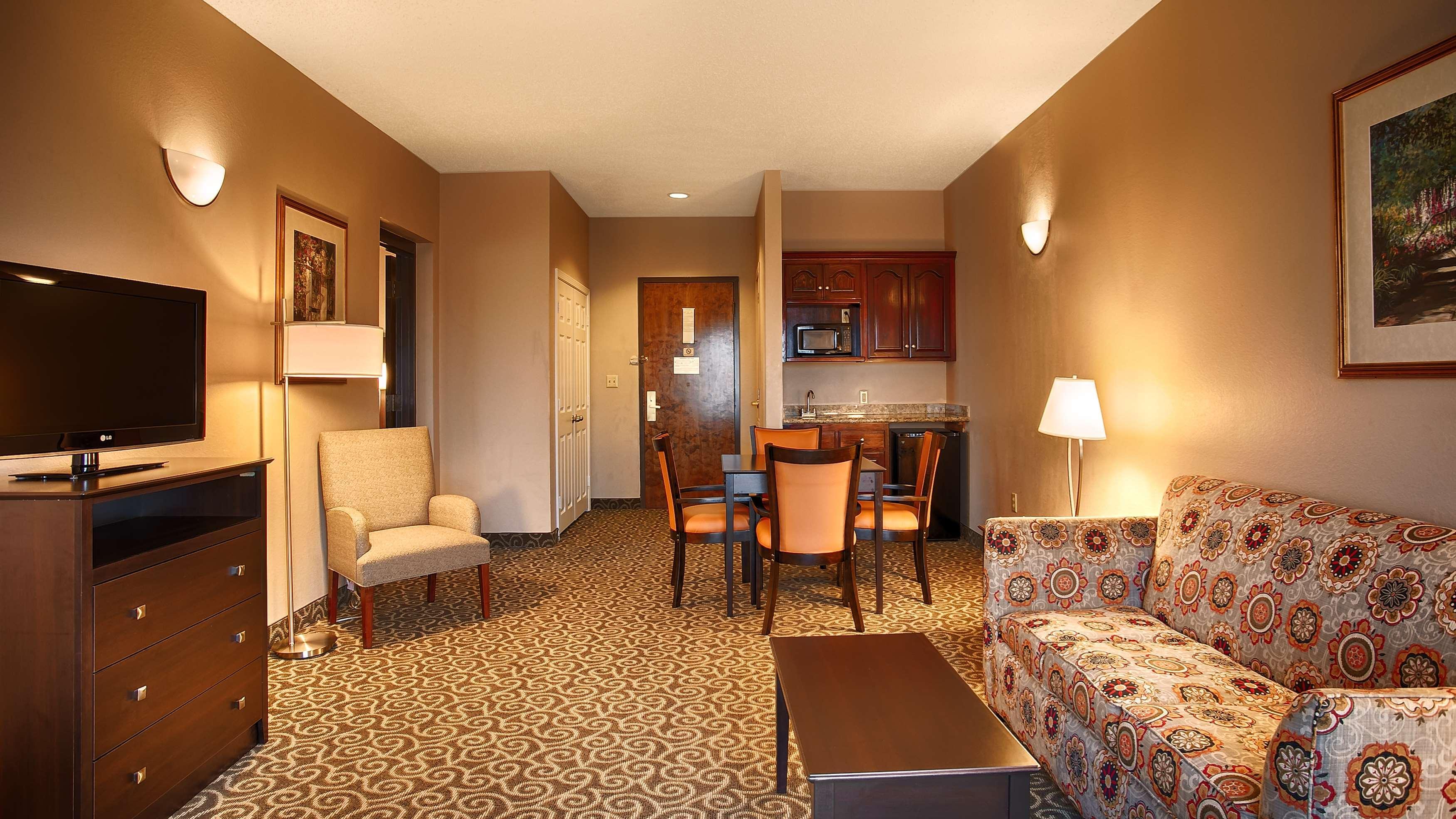 Inn At Coushatta Kinder Exterior photo